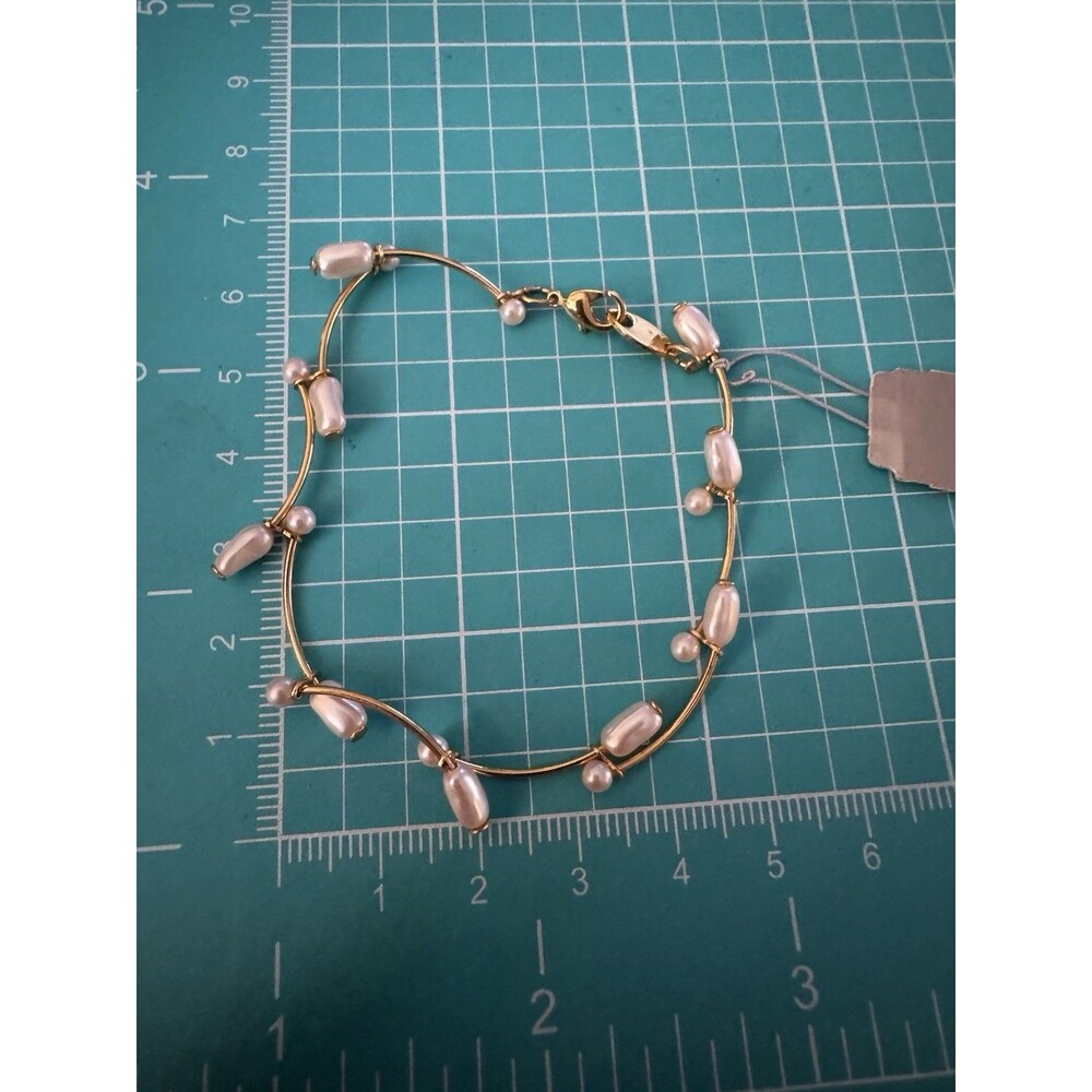 Faux Pearl Bracelet Monet Gold Tone Vintage New with Tags Women's Lobster